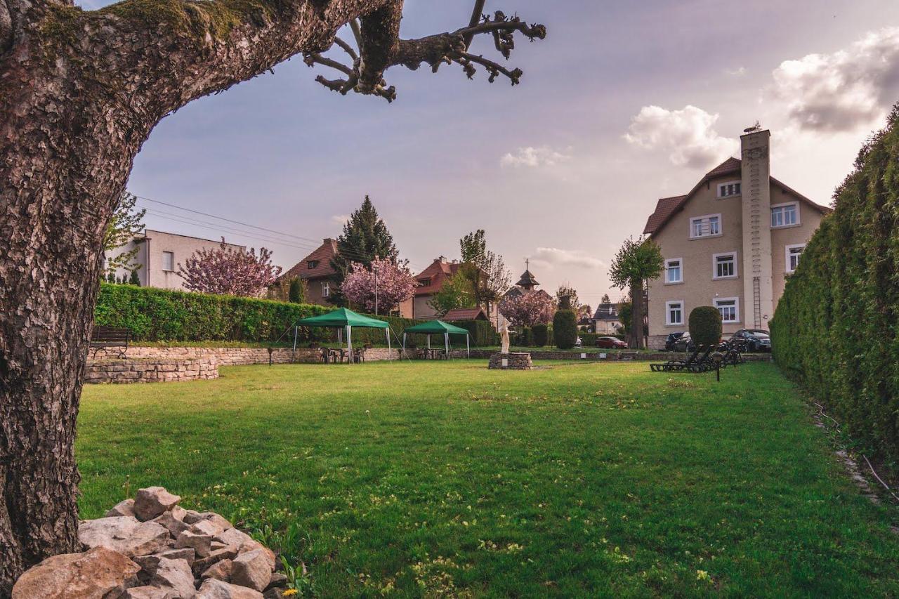Villa Venus Kudowa-Zdrój Exteriör bild