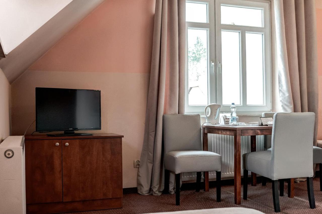 Villa Venus Kudowa-Zdrój Exteriör bild